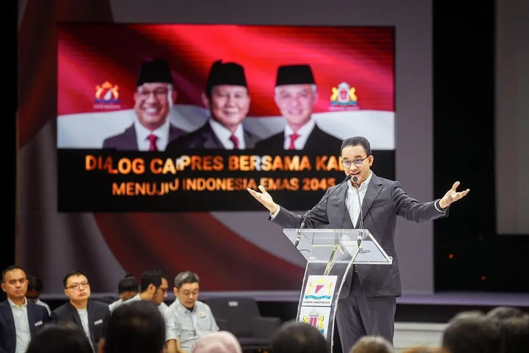 Capres nomor urut 1 Anies Baswedan saat hadiri Dialog Capres Bersama Kadin Menuju Indonesia Emas 2045 di Djakarta Theater, Jakarta, Kamis (11/1/24). (Foto: Instagram/aniesbaswedan)