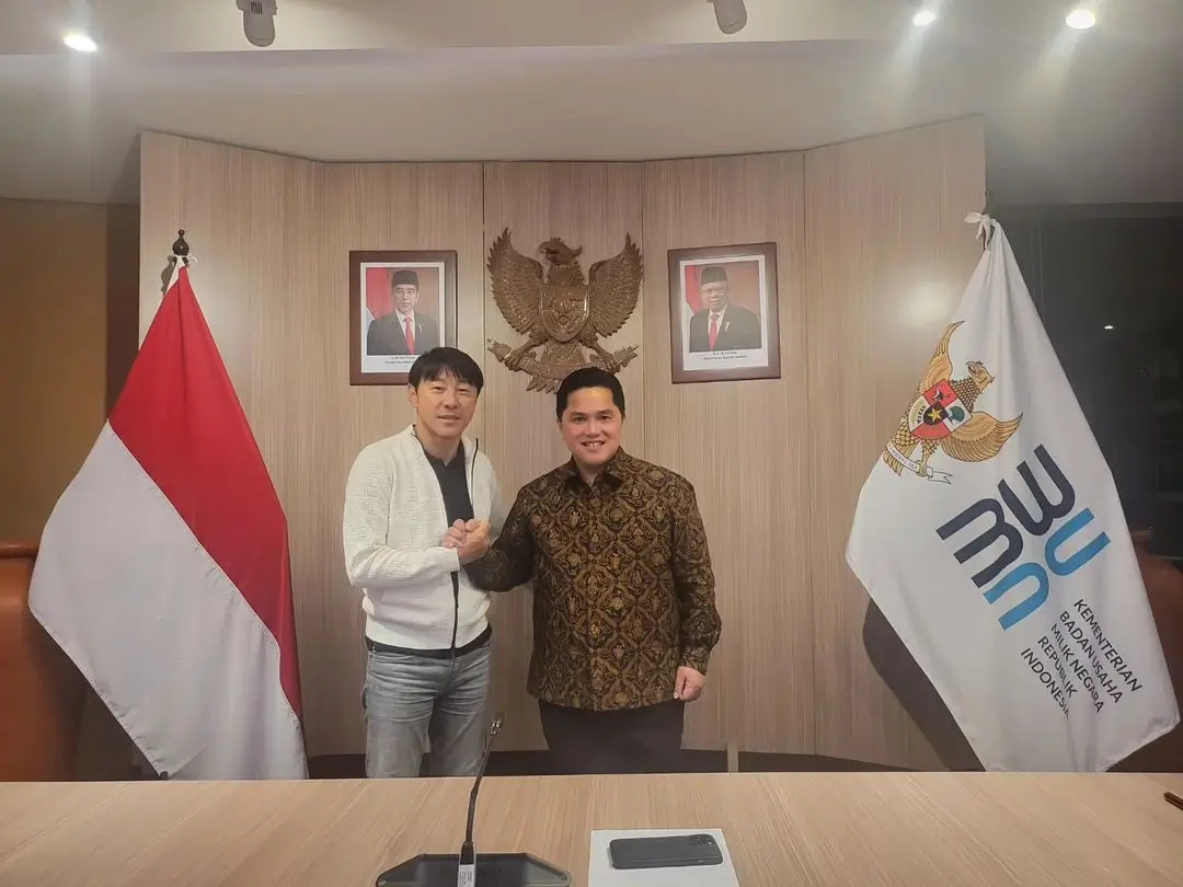 Ketua Umum PSSI, Erick Thohir memberikan syarat kepada Shin Tae-yong. (Foto: Istimewa)
