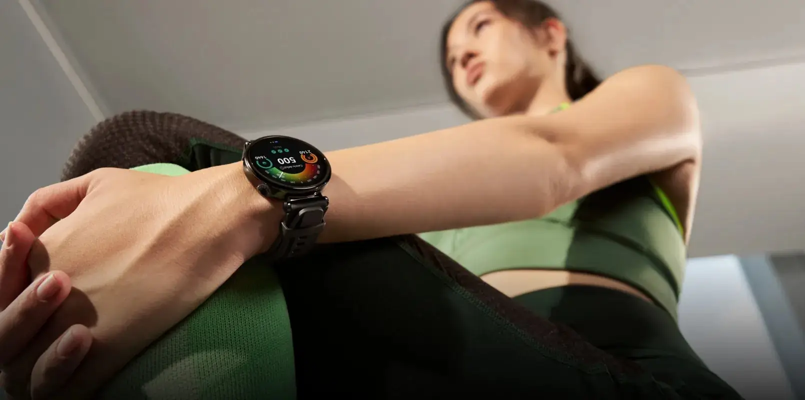 Huawei Watch GT 4  Jam Pintar yang Fashion Forward