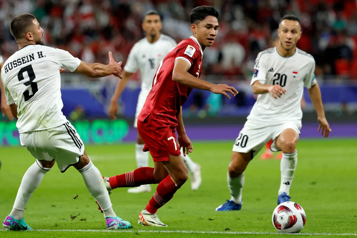 Gol kedua Timnas Irak berbau offside sehingga merugikan Timnas Indonesia. Foto: Istimewa