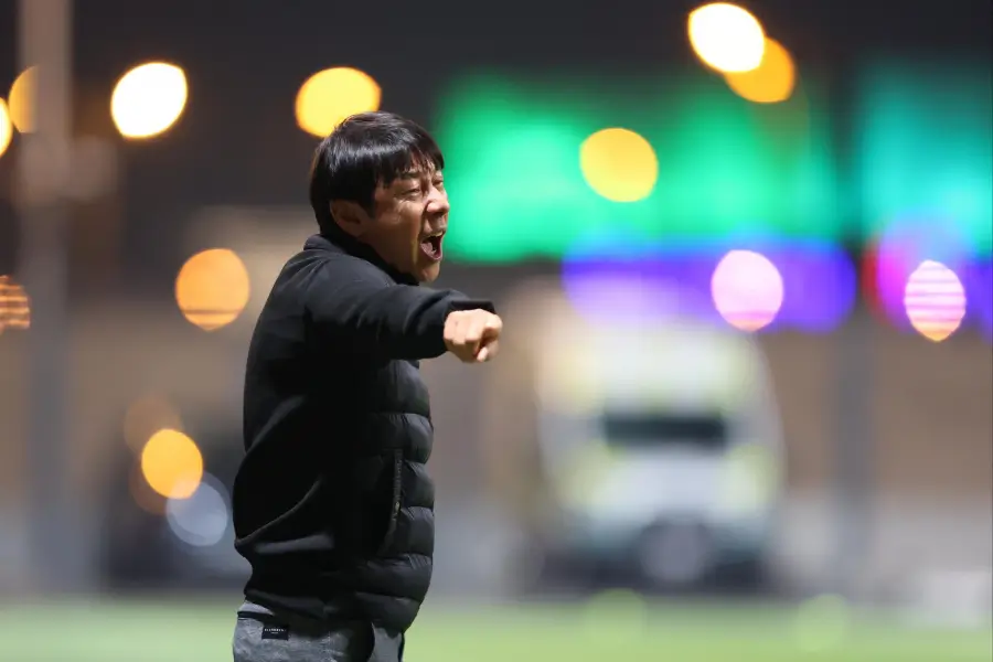 Pelatih Timnas Indonesia, Shin Tae-yong mulai menghitung peluang lolos 16 besar. (Foto: Istimewa)