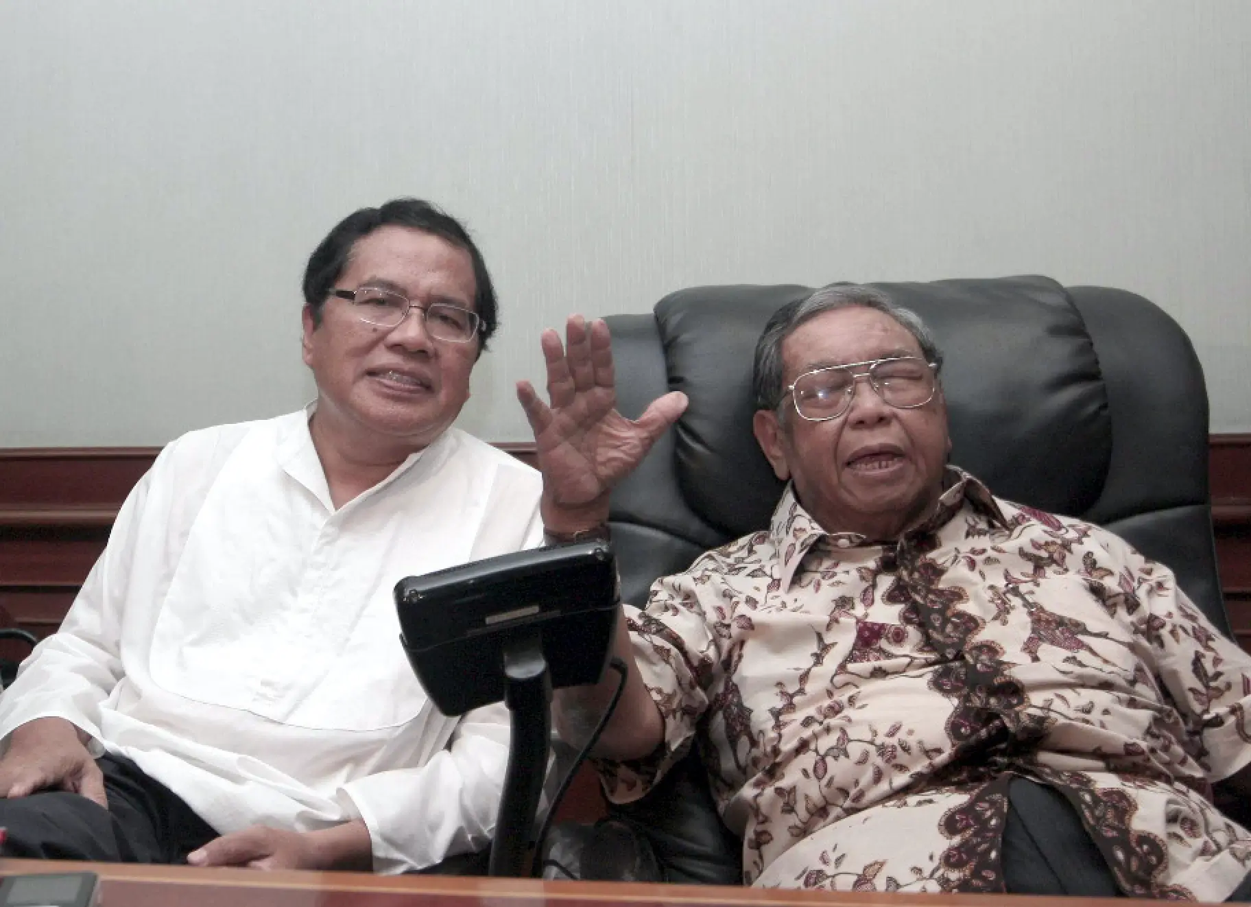 Mengenang Kiprah Rizal Ramli  Rajawali Kepret yang Kritis dan Inspiratif
