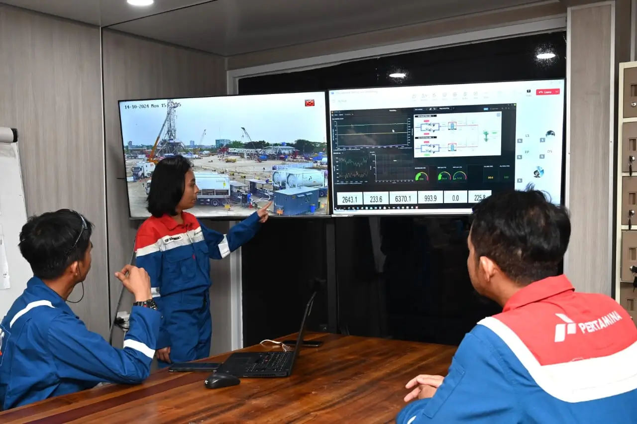 Sistem digitalisasi untuk memonitor aktivitas operasional dan sumber daya manusia juga diterapkan di Lapangan Migas Pertamina di Sukowati, Bojonegoro. Dok. Pertamina