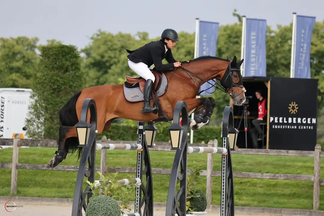 Salut  Brayen Brata Coolen Jadi Atlet Berkuda Indonesia Pertama yang Raih Emas Show Jumping Individu SEA Games