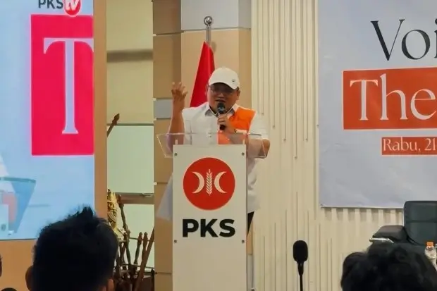 Sekjen PKS, Muhammad Kholid ketika menyampaikan sambutannya dalam acara peluncuran program Indonesia Muda Bicara di Kantor DPTP PKS, Jakarta pada Rabu (21/01/26). (Foto: Instagram/mas.kholid_)