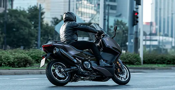 Skutik Premium Legendaris Yamaha Tmax Terbaru Resmi Mengaspal di RI Ini Pembaruan dan Harganya