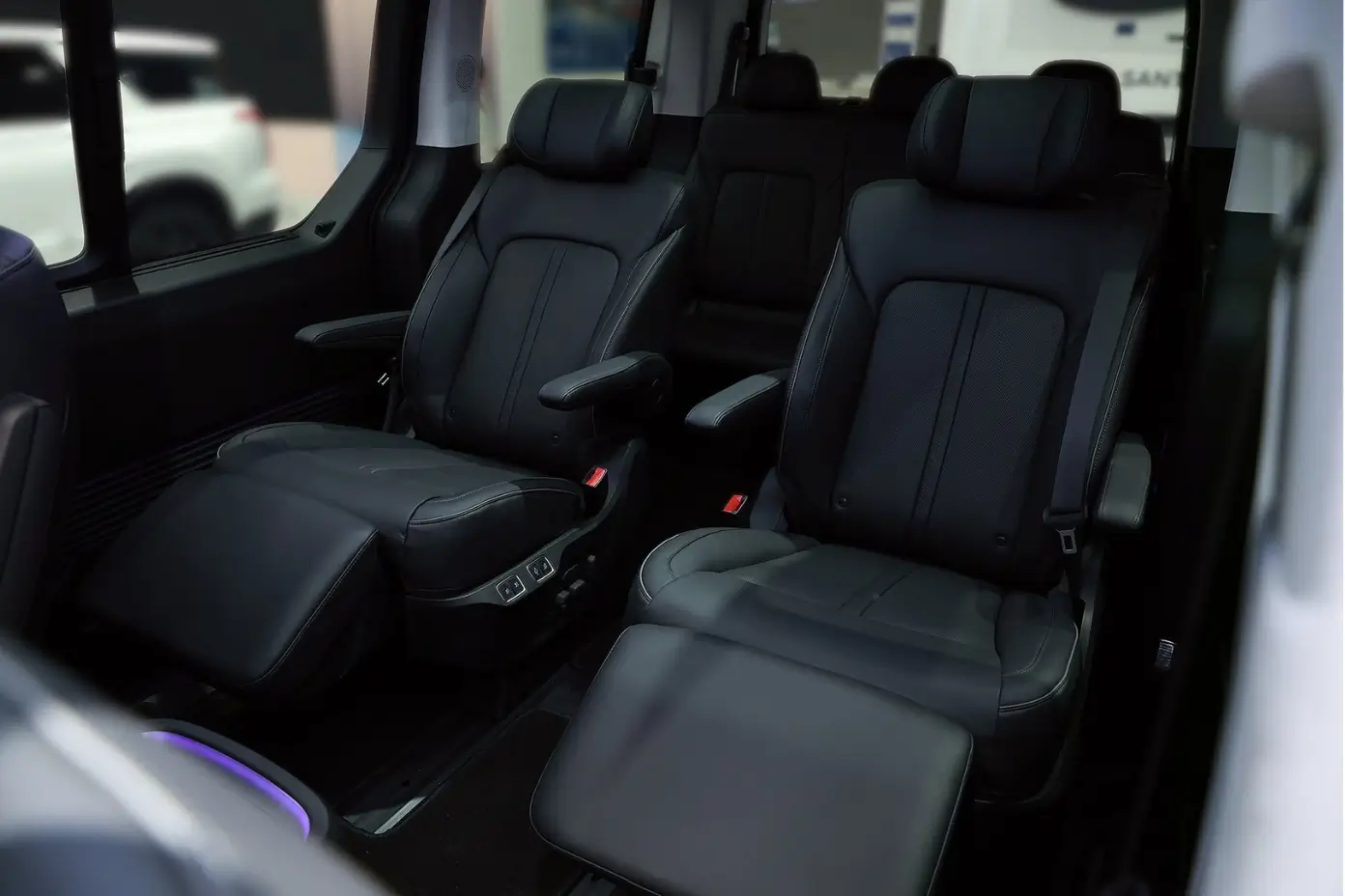 Hyundai Berikan Penyegaran pada Staria di IIMS 2025  Ini Spesifikasinya 