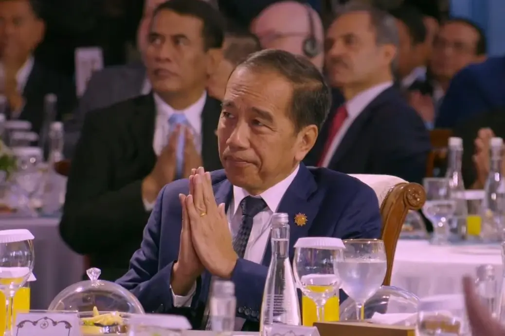Presiden Ke-7 RI, Joko Widodo ketika menghadiri acara peluncuran Danantara di Istana Negara, Jakarta pada Senin (24/2/25). (Foto: Tangkapan layar YouTube/Sekretariat Presiden)
