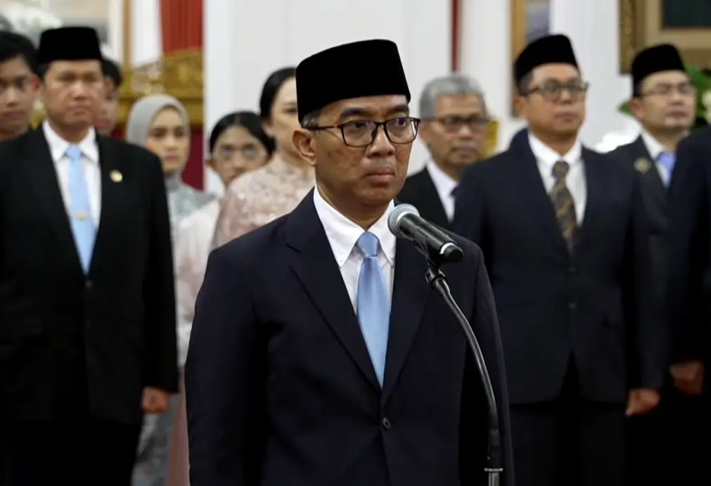 Brian Yuliarto pada pelantikannya sebagai Mendiktisaintek, Rabu (19/2). (Foto: Tangkapan layar YouTube/Sekretariat Presiden)