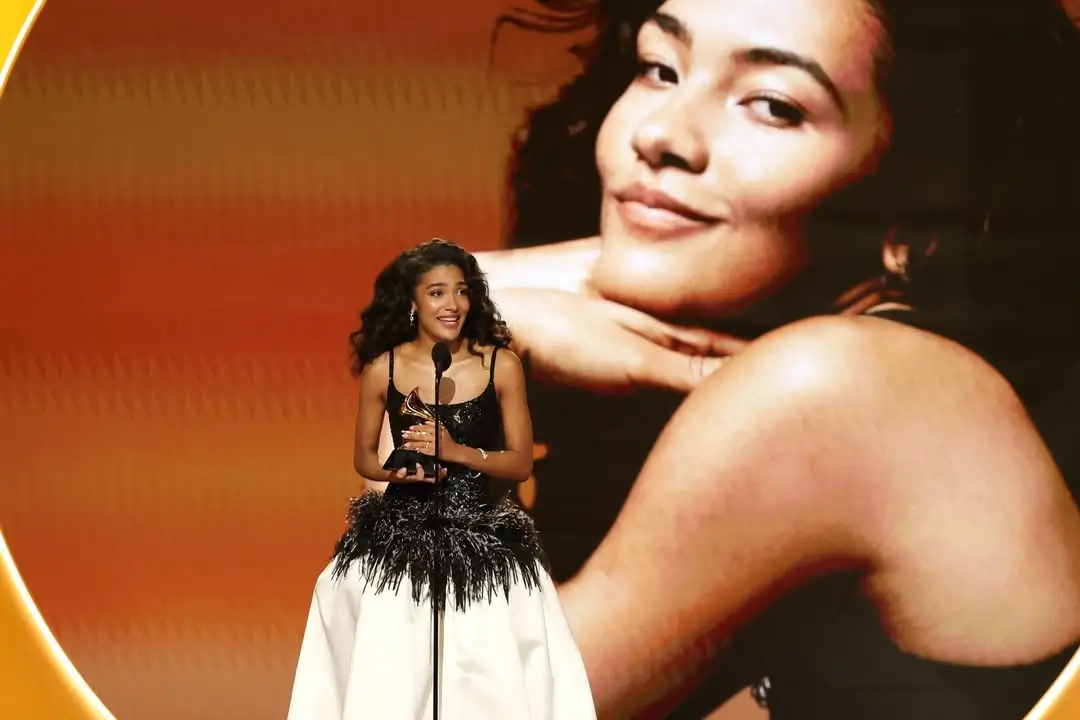 Olivia Dean  Pemenang Best New Artist Grammy Awards 2026 dan Perjalanan Kariernya di Dunia Musik