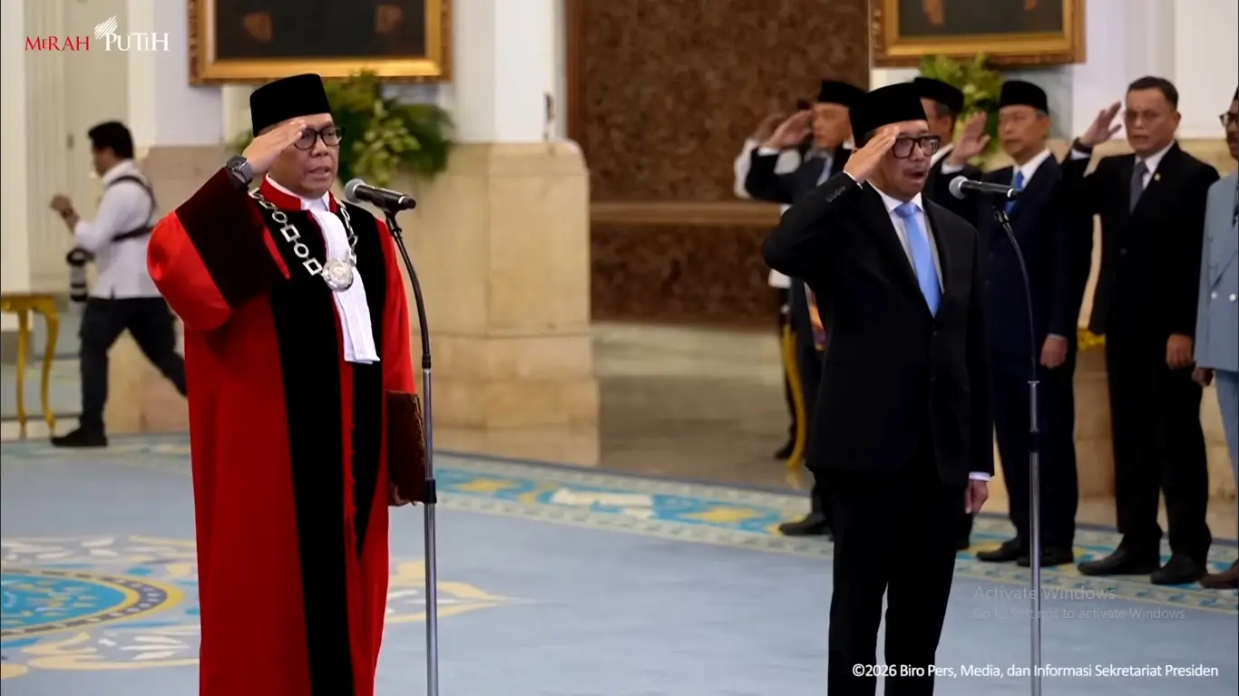 Adies Kadir Resmi Dilantik jadi Hakim Konstitusi, Juda Agung Jabat Wamenkeu Gantikan Thomas Djiwandono