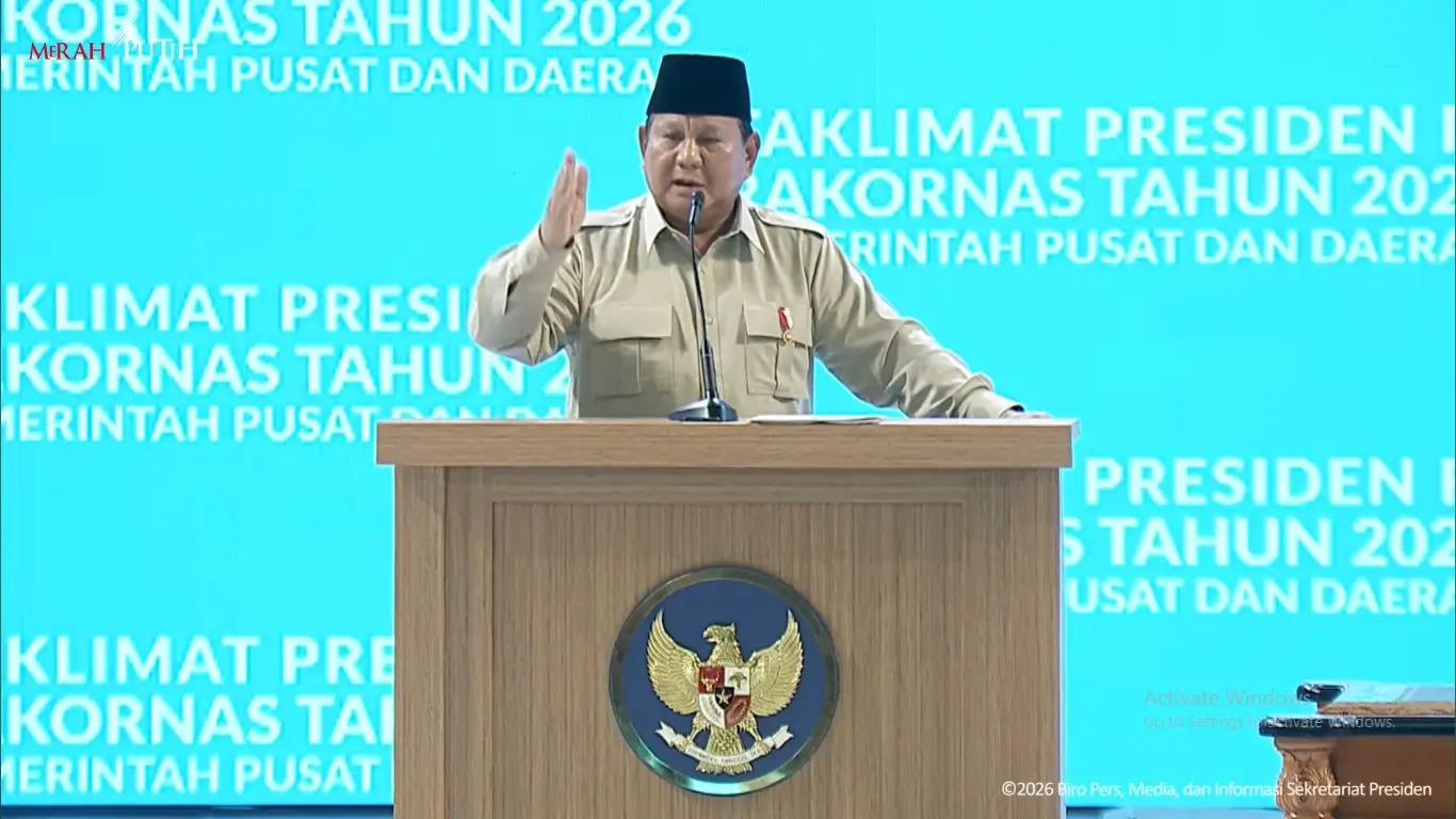 Presiden RI, Prabowo Subianto ketika menyampaikan Taklimat Presiden RI dalam Rakornas Pemerintah Pusat dan Daerah Tahun 2026 di Sentul, Kabupaten Bogor, Senin (02/02/26). (Foto: Tangkapan layar YouTube/Sekretariat Presiden)