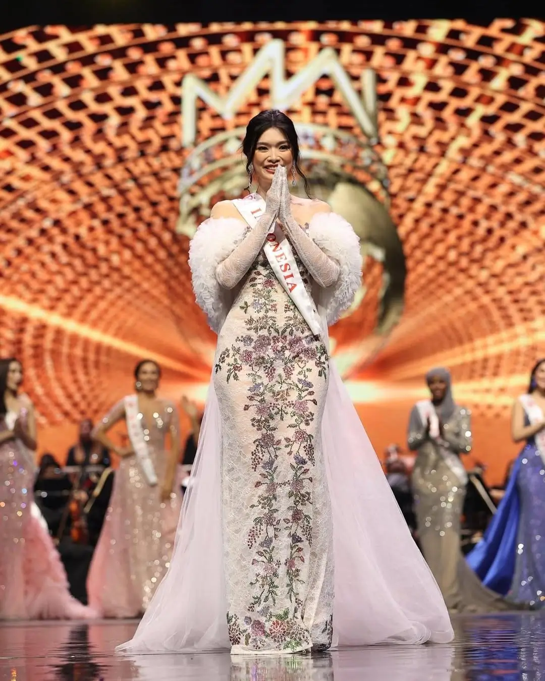 Siapa Carla Yules Miss Indonesia 2020 yang Unjuk Kemampuan di Variety Show Korea Bake Your Dream