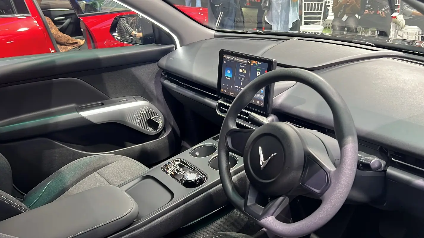 VinFast Resmi Luncurkan Limo Green di IIMS 2026 Siap Ramaikan Segmen MPV 7 Penumpang Tanah Air