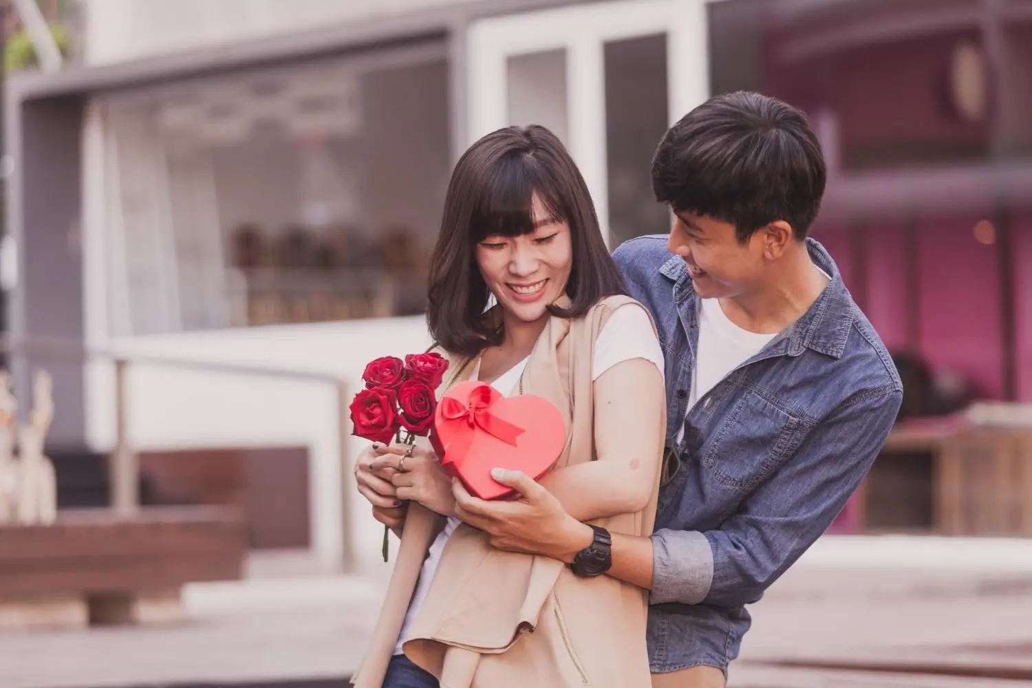 Ide Acara Valentine Sederhana Bersama Pasangan yang Romantis dan Berkesan
