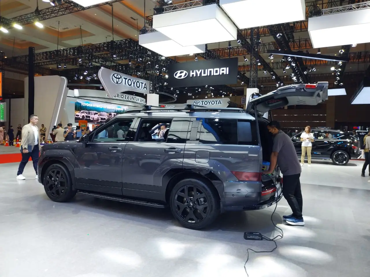 Spesifikasi Hyundai Santa Fe XRT  Varian Terbaru yang Melantai di IIMS 2026