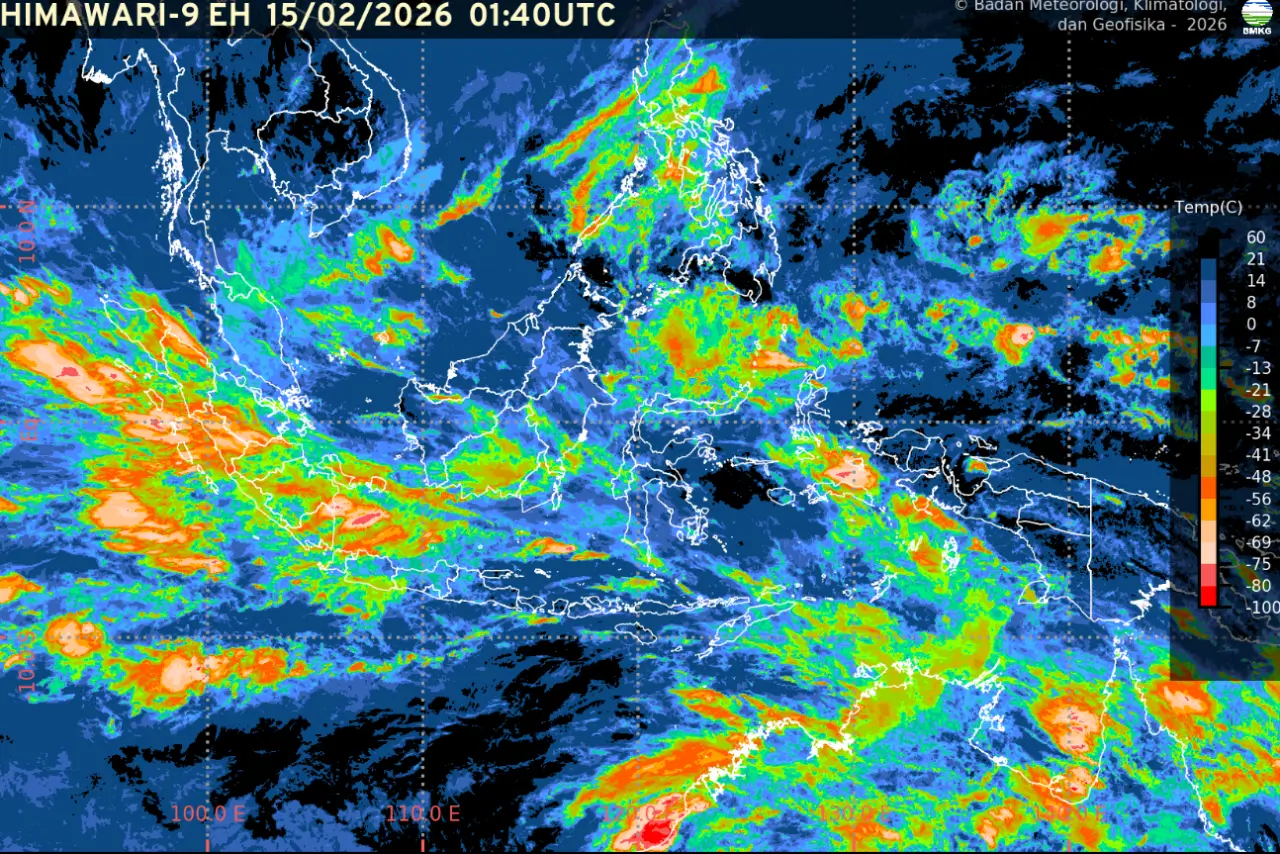 Foto: Citra satelit Himawari-9 pada Minggu (15/02) (dok. BMKG)