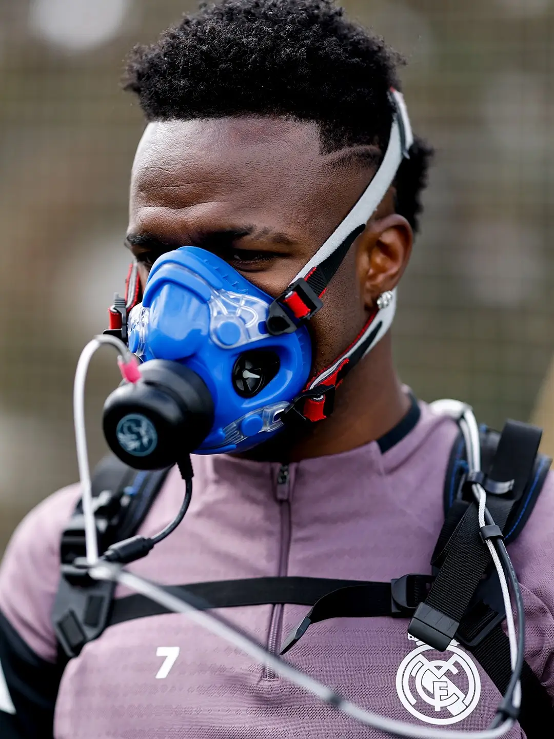 Bukan Sembarang Masker, Real Madrid Latihan Menggunakan Penutup Wajah Berteknologi Cosmed K5