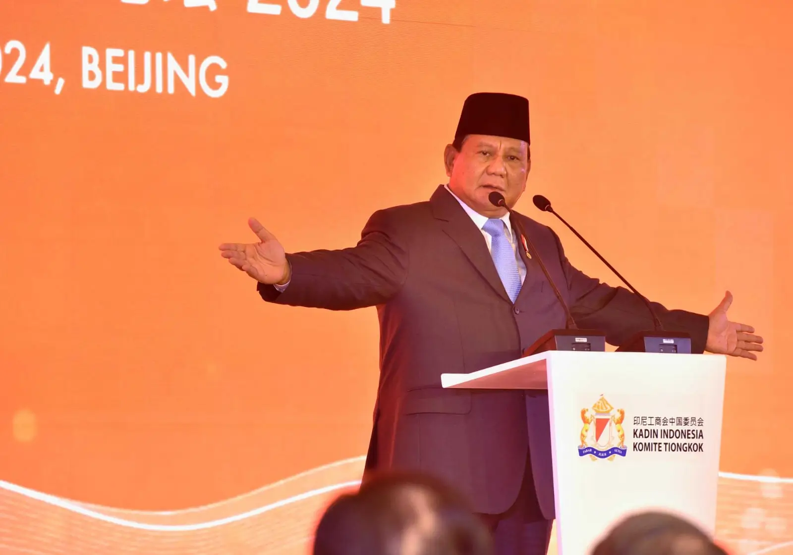 Menterinya Larang Rakyat Protes MBG, Prabowo Tuduh Intelektual yang Suka Jelekin Programnya