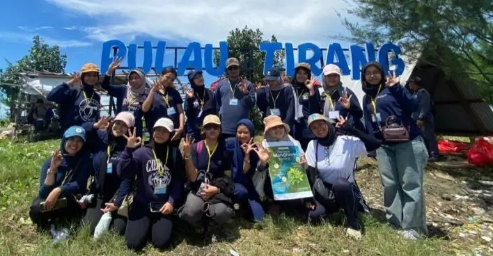 Komunitas Seangle Bergerak dari Laut untuk Bumi dengan SAPA Laut