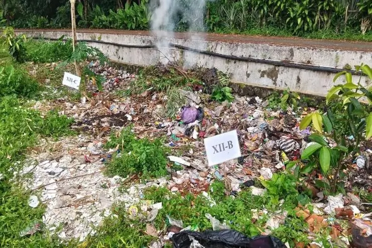 Dari Tumpukan Sampah Jadi Taman Bunga Jejak Gen Z Menyelamatkan Bumi