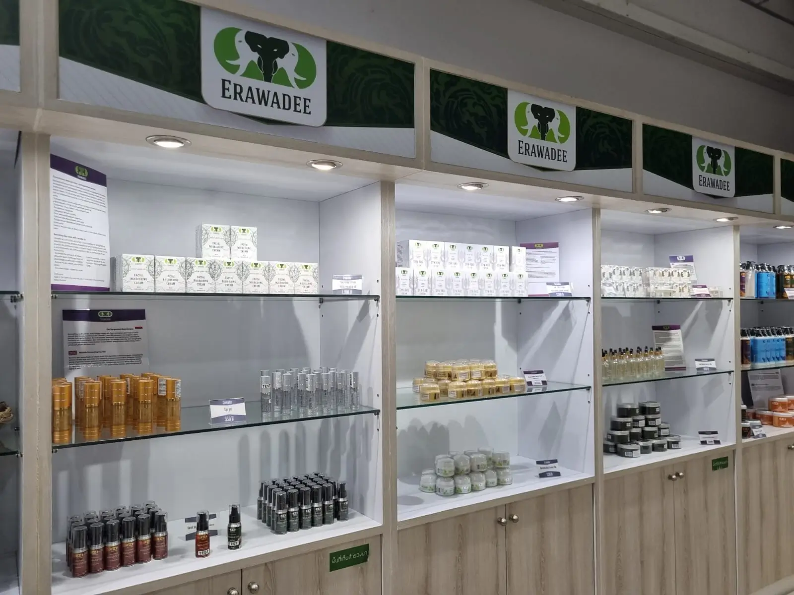 Aneka produk herbal Erawadee (Dok. ThePhrase.id)