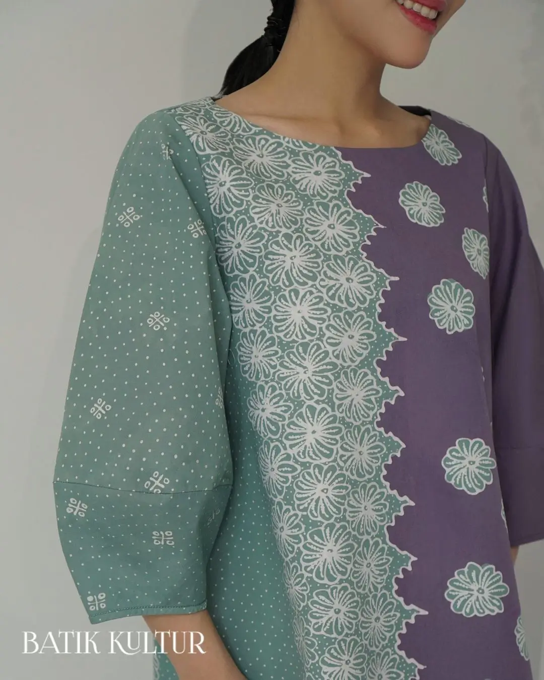 4 Inspirasi Busana Batik Modern dan Fashionable untuk Sehari hari