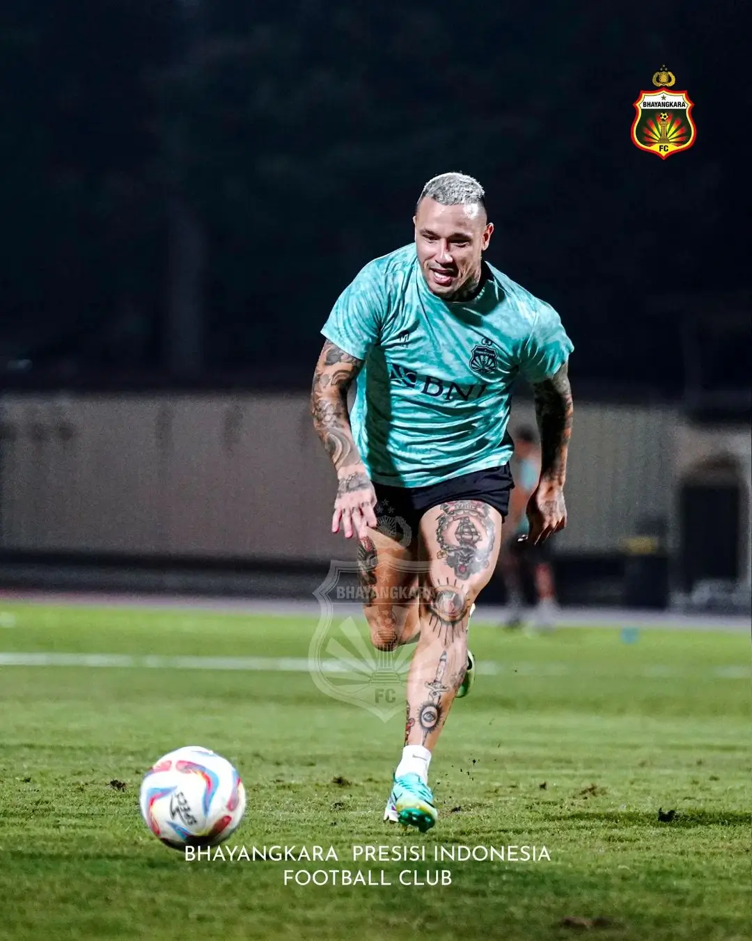 Radja Nainggolan (Foto: Instagram Bhayangkara FC).