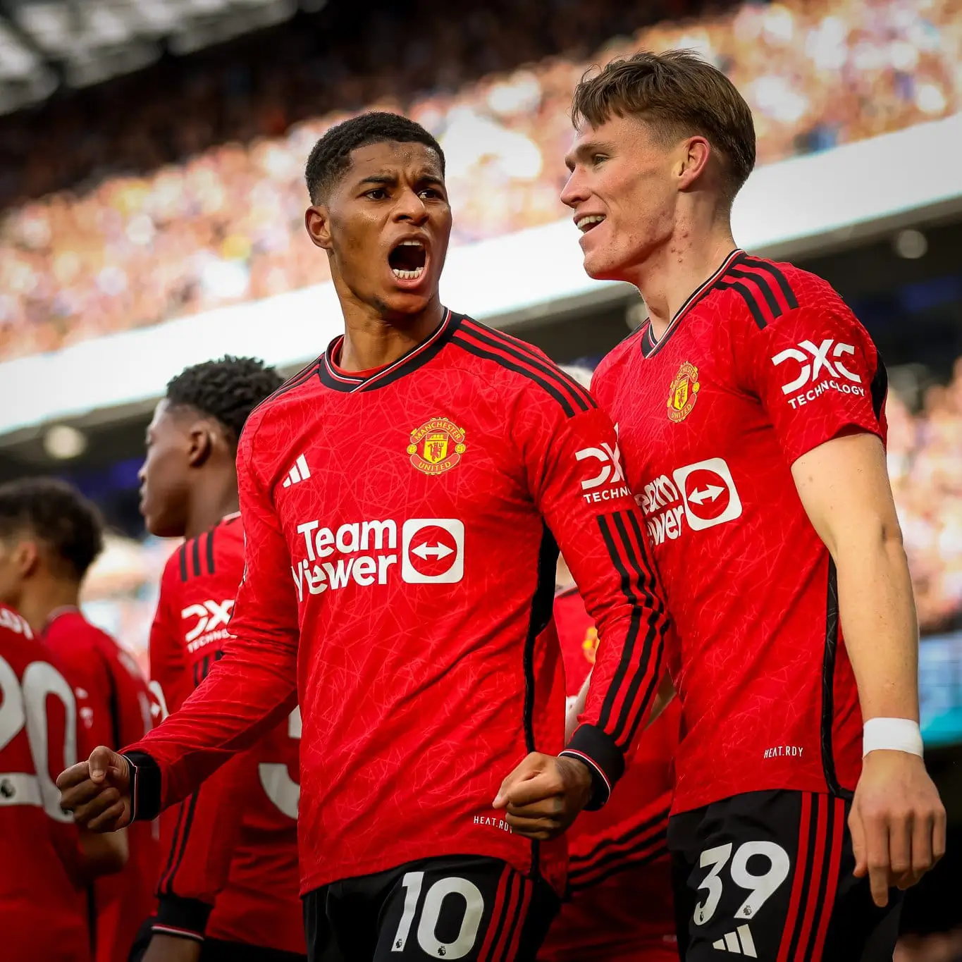 Manchester United kalah 1-3 oleh Manchester City saat bertanding di Etihad Stadium, Minggu (3/4). Foto: Istimewa