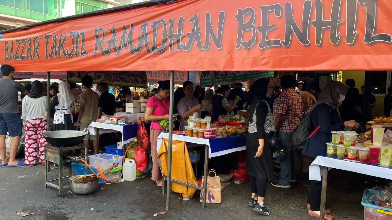 Pasar Takjil Benhil. (Foto: Dok. ThePhrase.id)
