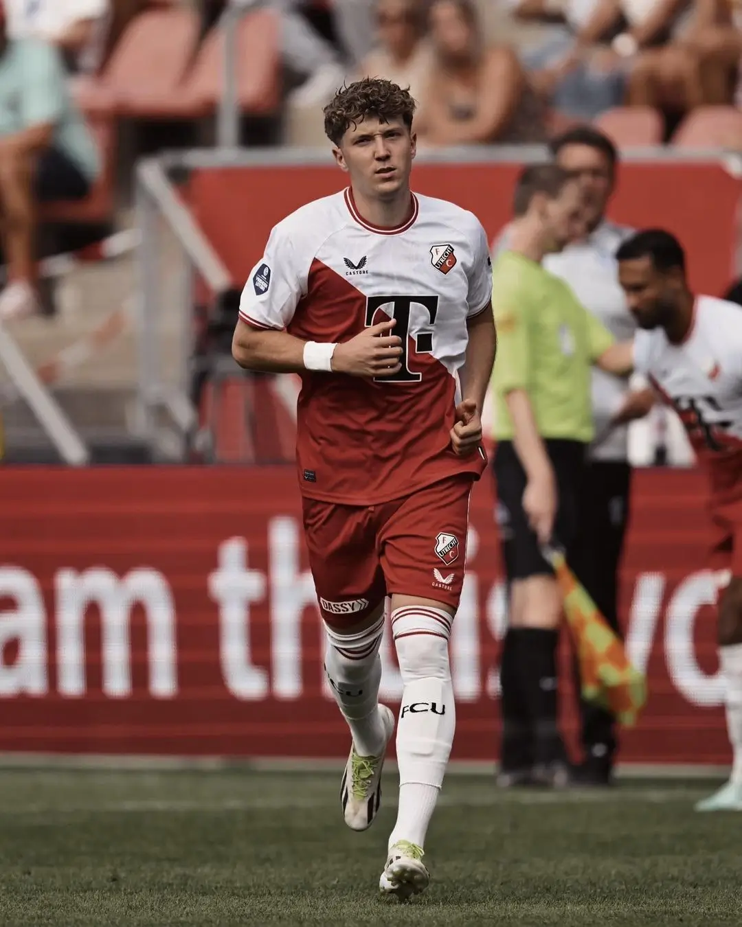 Striker FC Utrecht, Ole Romeny telah berkomunikasi dengan Ketua Umum PSSI, Erick Thohir. Foto: Instagram Ole Romeny.