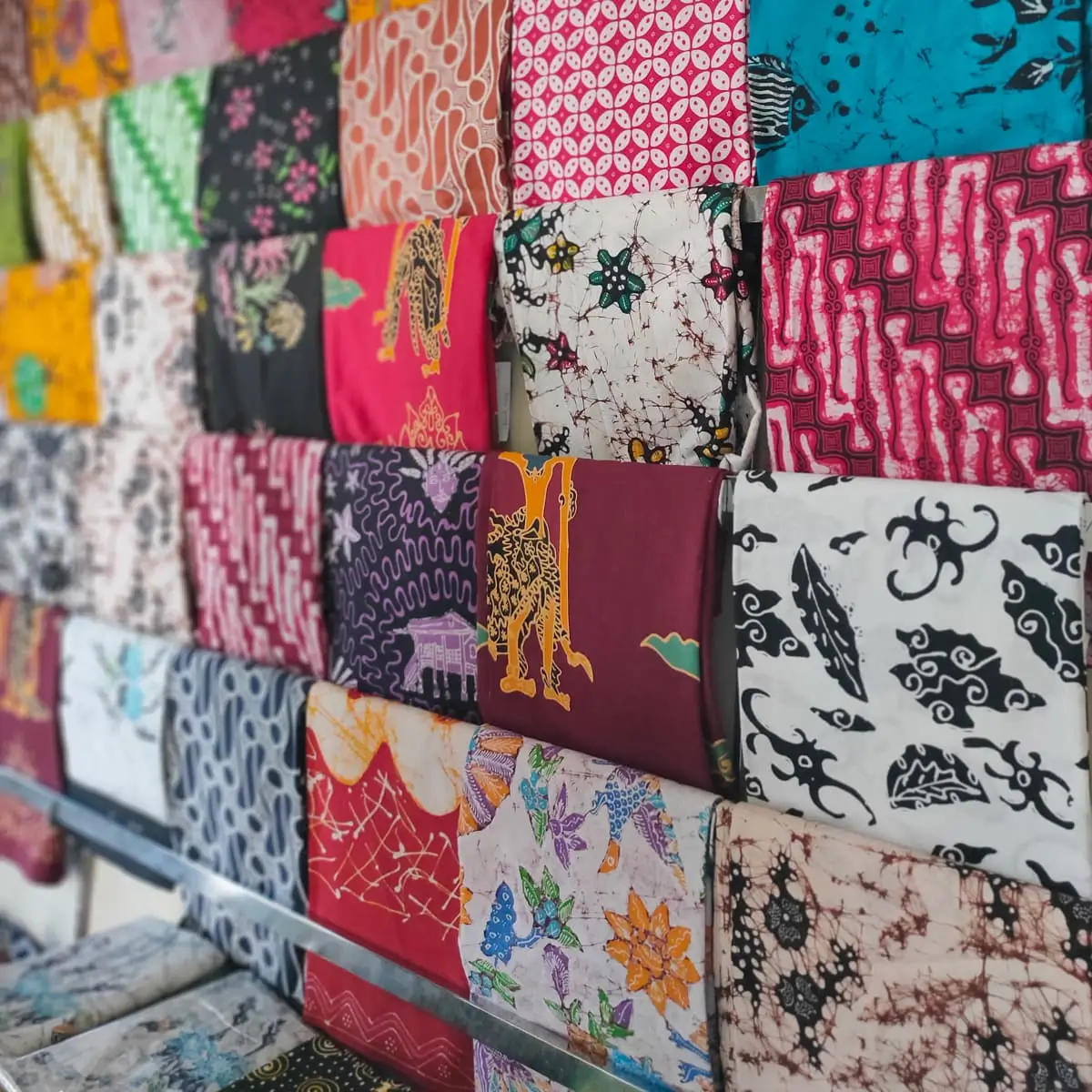 Macam-macam motif Batik Bakaran. (Foto: jalurrempah.kemdikbud.go.id)