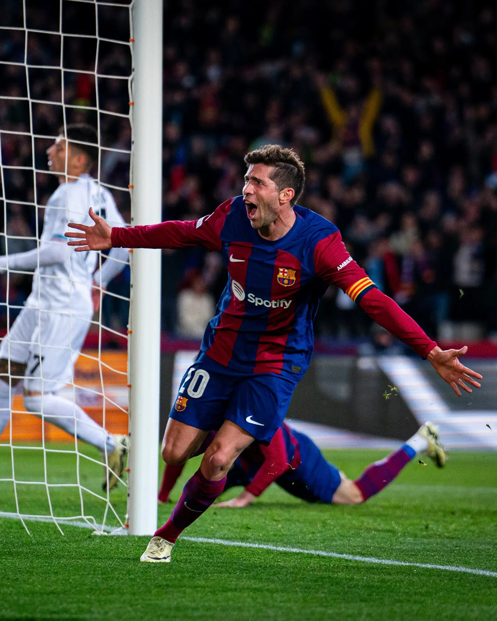 Barcelona berhasil lolos ke babak perempat Final Liga Champions. Foto: Istimewa