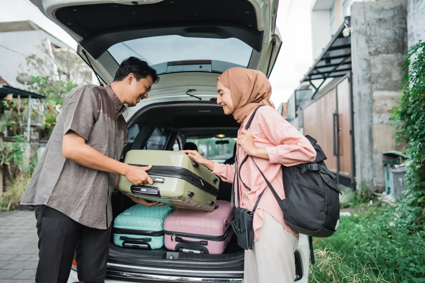 Ilustrasi bagasi saat mudik. (Foto: Canva Pro/Odua Images)