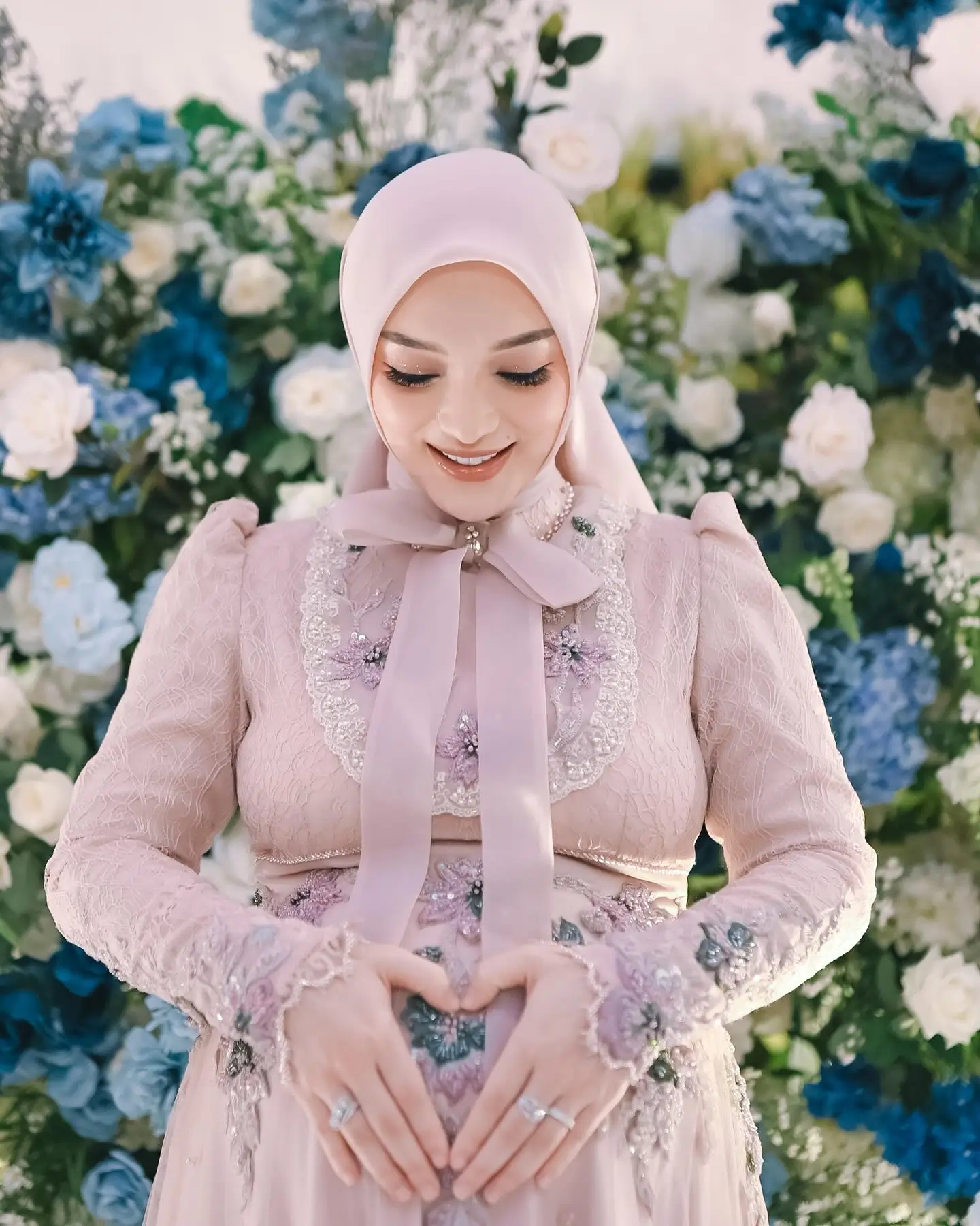 Deretan Artis Ini Jalani Ramadan 2025 dalam Kondisi Hamil  Siapa Saja 