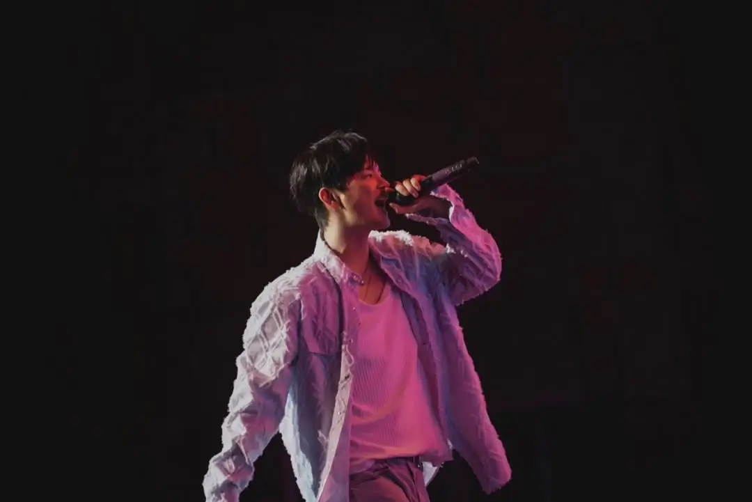 Jago Akting hingga Nyanyi  Kepoin Profil dan Perjalanan Karier Seo In Guk 