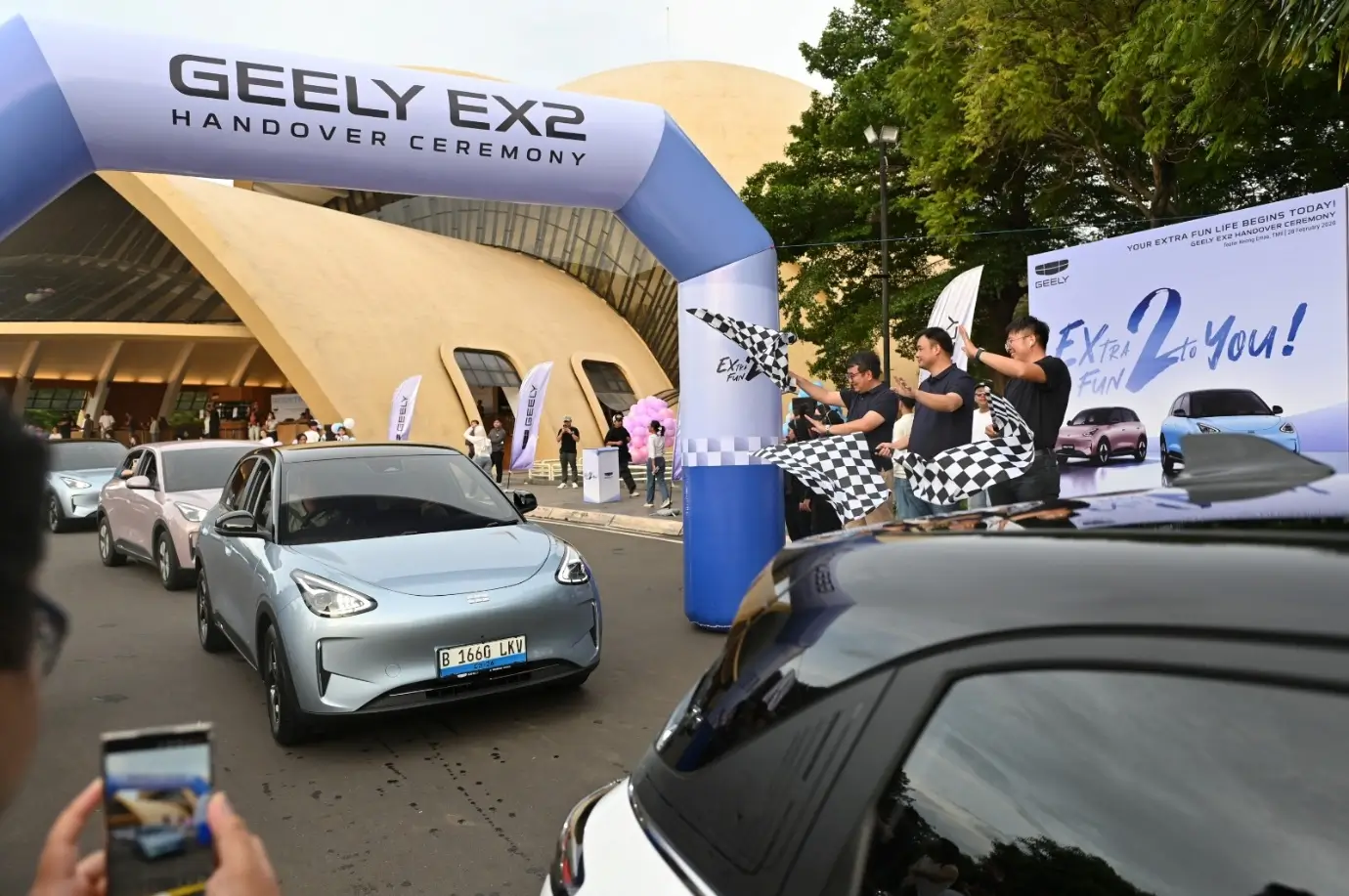 Diserbu Konsumen  Geely EX2 Tembus 5 000 Pemesanan di Indonesia dan Thailand