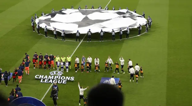 Suporter tersebut awalnya berharap bisa menyaksikan laga antara Barcelona melawan Newcastle United pada leg pertama babak 16 besar Liga Champions. Foto X Newcastle United.