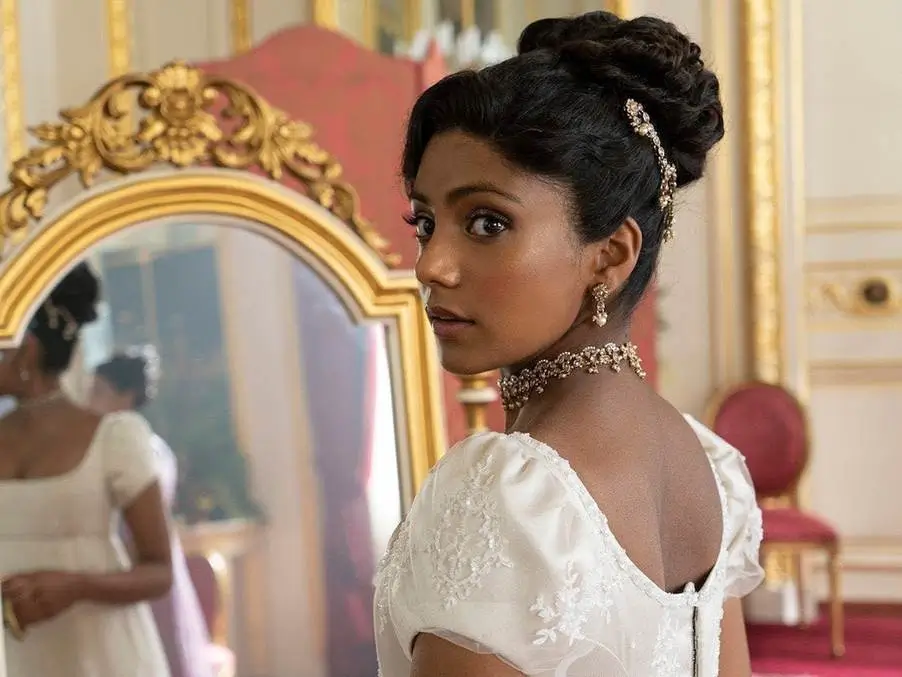 Dari  Bridgerton  hingga Live Action  One Piece   Ini Perjalanan Karier Gemilang Charithra Chandran