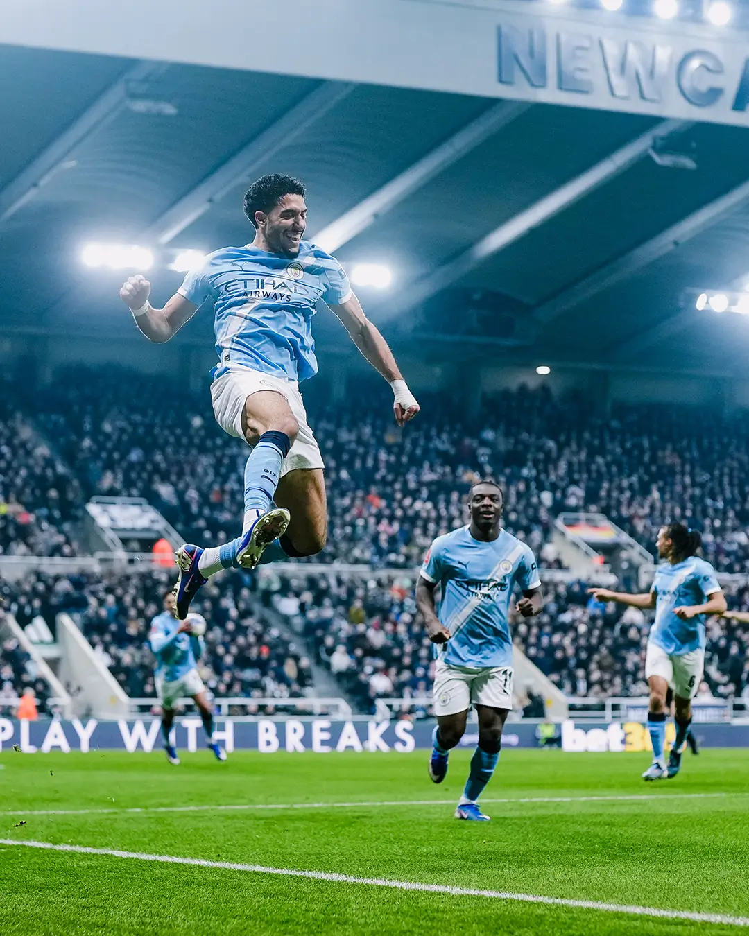 Mimpi Quadruple yang Belum Pernah Terwujud di Inggris Bisakah Arsenal atau Manchester City Jadi yang Pertama