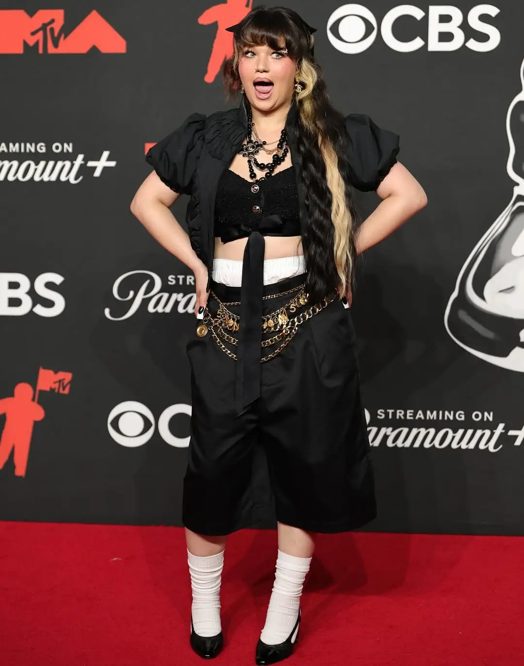 Kian Bersinar  Dari Panggung Open Mic ke Grammy dan Brit Awards  Ini Perjalanan Karier Lola Young