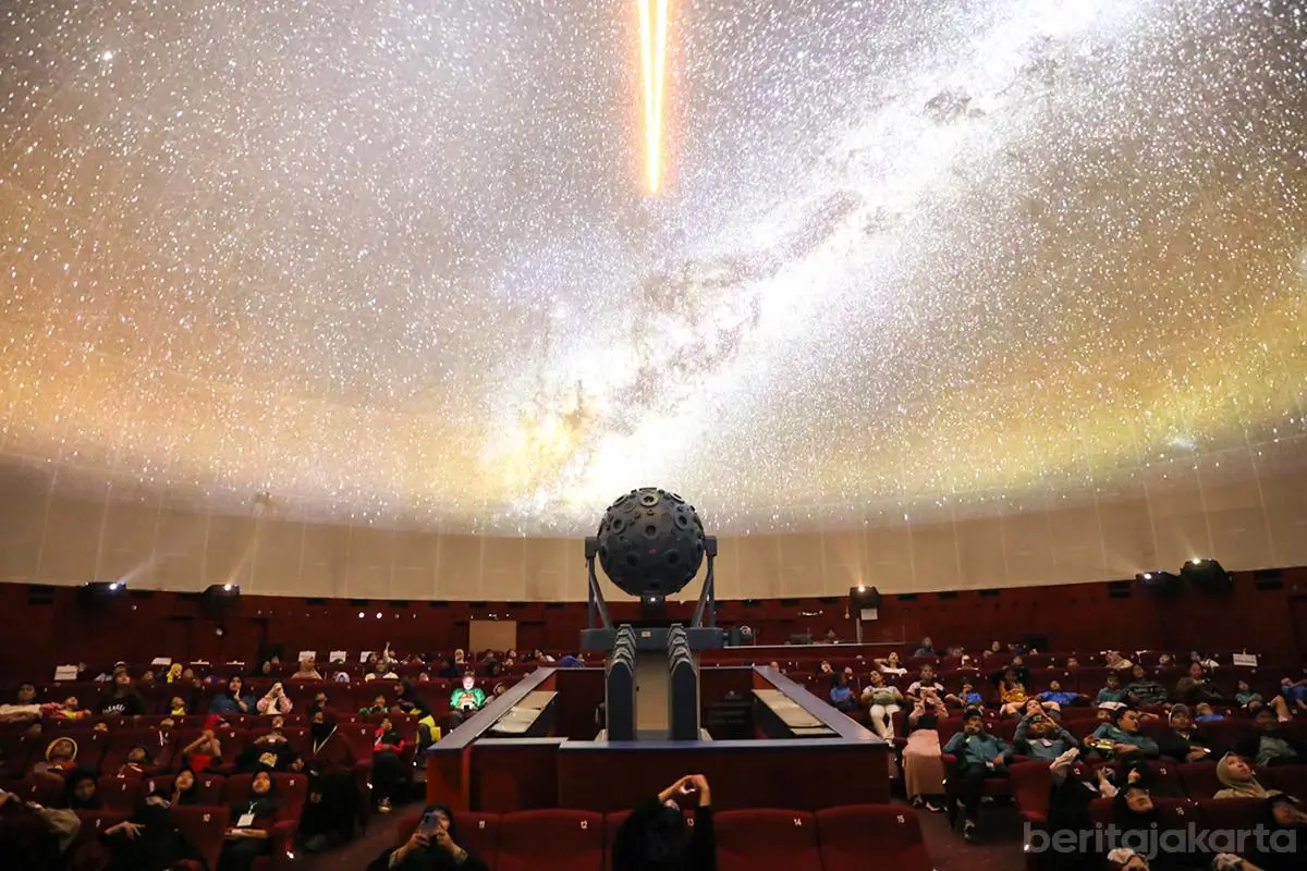 Planetarium Jakarta. (Foto: beritajakarta.id/Nugroho Sejati)