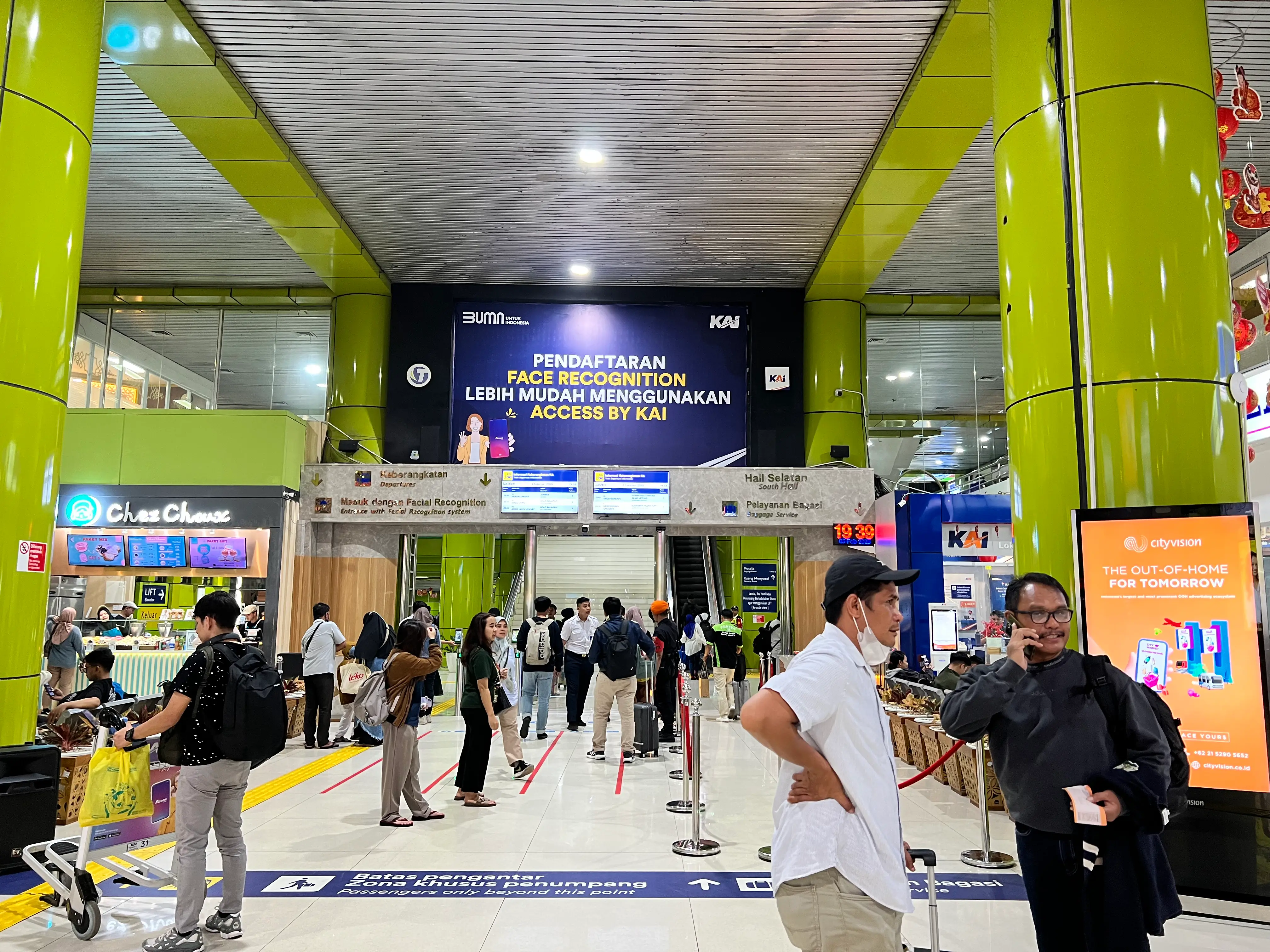 Ilustrasi mudik menggunakan kereta api (Foto: dok. ThePhrase.id)