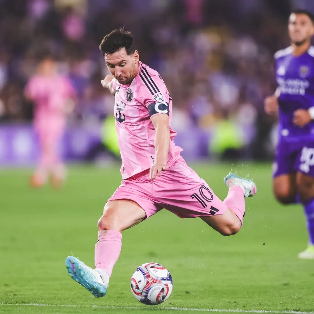 Saham  Gaji  dan Bonus  Membedah Kontrak Fantastis Lionel Messi di Inter Miami yang Menyentuh 70 80 Juta Dolar AS Semusim