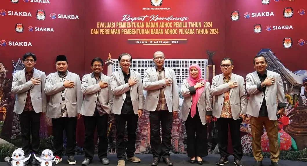 KPU RI gelar Rapat Koordinasi Evaluasi Pembentukan Badan Ad Hoc Pemilu Tahun 2024 dan Persiapan Pembentukan Badan Ad Hoc Pilkada Tahun 2024 di Jakarta, Rabu (17/4/24). (Foto: Instagram/kpu_ri)