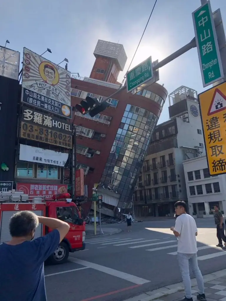 Gempa di Taiwan. (Foto: Twitter/Nicholas Pagnotta)