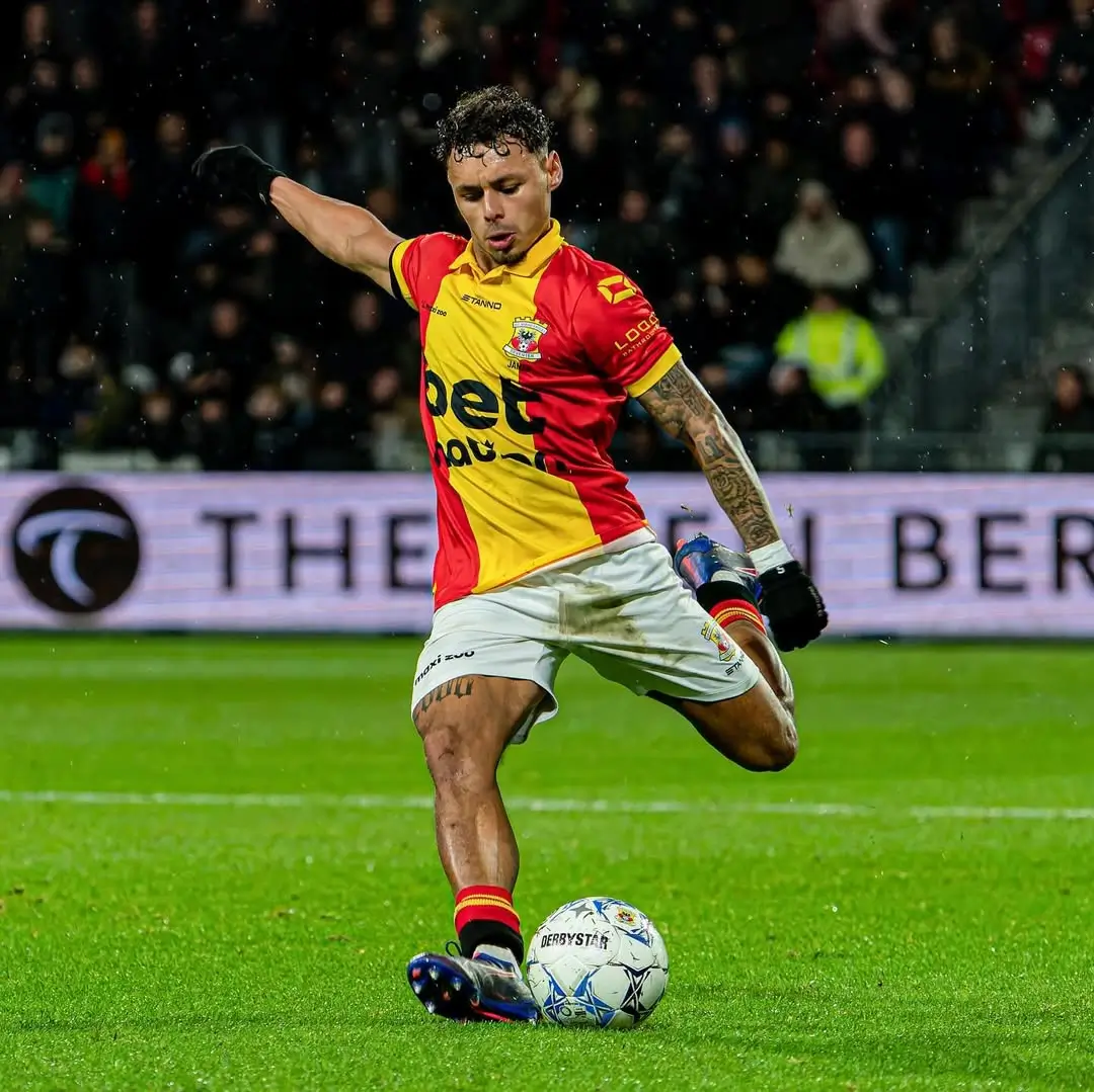 Bikin Khawatir  2 Pemain Timnas Indonesia Tumbang di Liga Belanda akibat Sakit dan Cedera