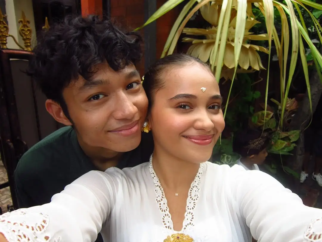 Bersinar Lewat Film  Komang   Ini Profil Aktor Muda Berbakat Kiesha Alvaro