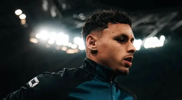 Bek naturalisasi Timnas Indonesia, Dean James, terseret kasus paspoortgate di Belanda. Foto Instagram Dean James.