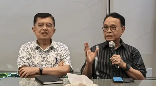 Wakil Presiden ke-10 dan ke-12 RI, Jusuf Kalla (JK) (kiri). (Foto: Instagram/husainabdullah1)